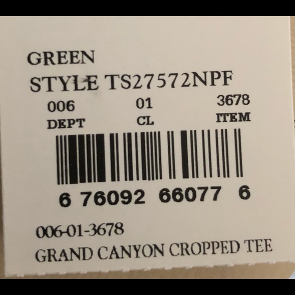 National Park Foundation Grand Canyon Crop Tee from Bad Bunny Moscow Mule Video - Picture 7 of 7